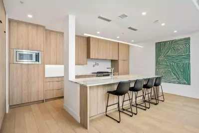 Cook delicious meals for breakfast, lunch, and dinner in this fully equipped kitchen. We suggest grabbing some ingredients from a local farm.