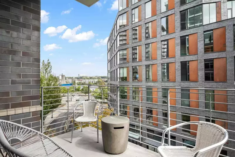 Enjoy relaxing on the balcony.