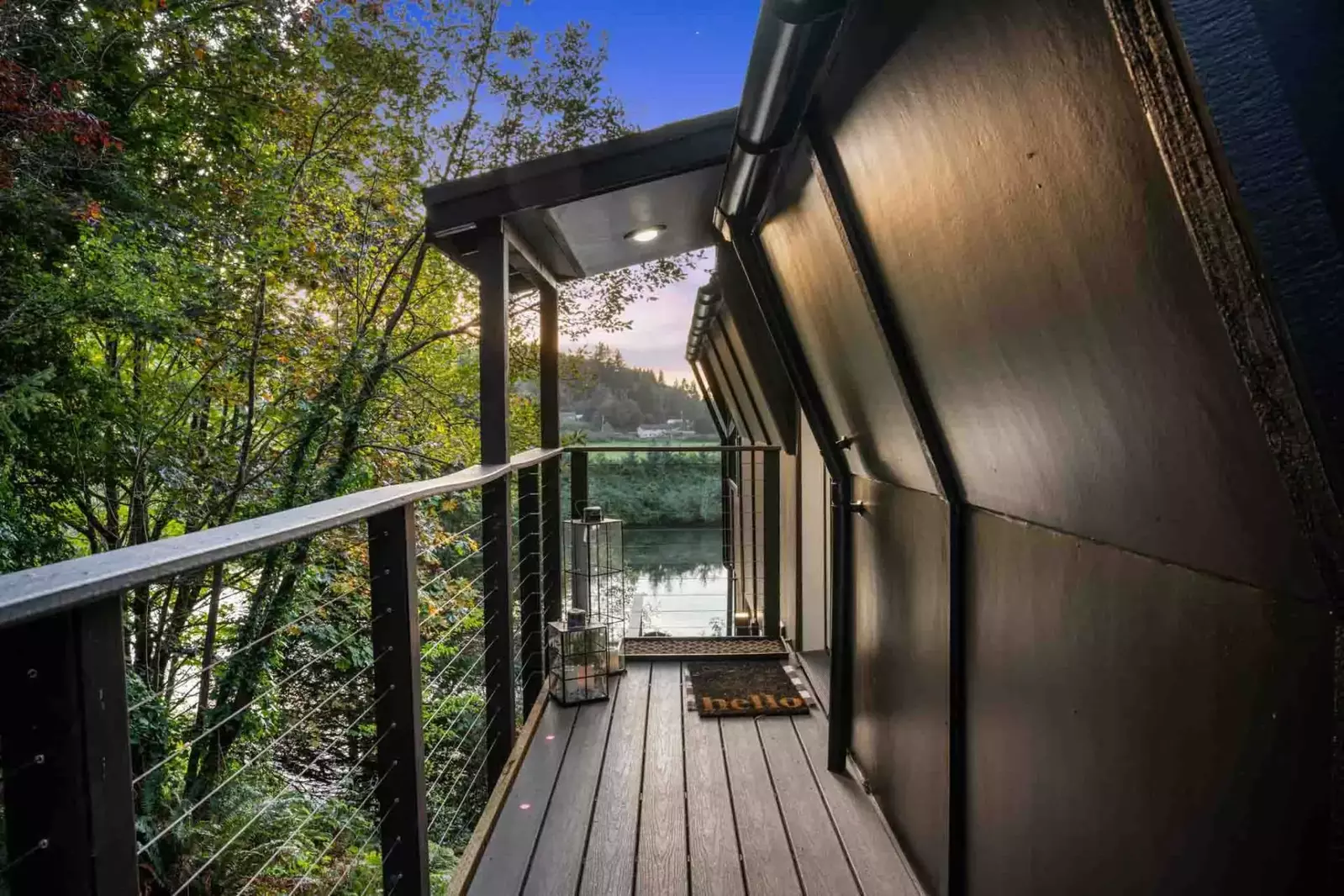 "A short drive to the beach and walking distance to a grocery store and a winery!" - Kelsey