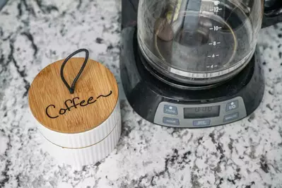 Coffee lovers are in luck as this rental provides coffee. There are also cute cafes a short walk away in downtown.