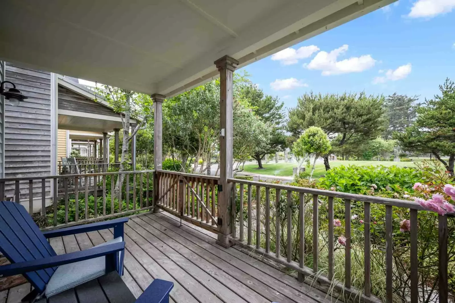 "Neighborhood is adorable, quiet, and close to the ocean. Hot tub was a nice bonus. Very walkable area, like a little coastal oasis."  - Sarah