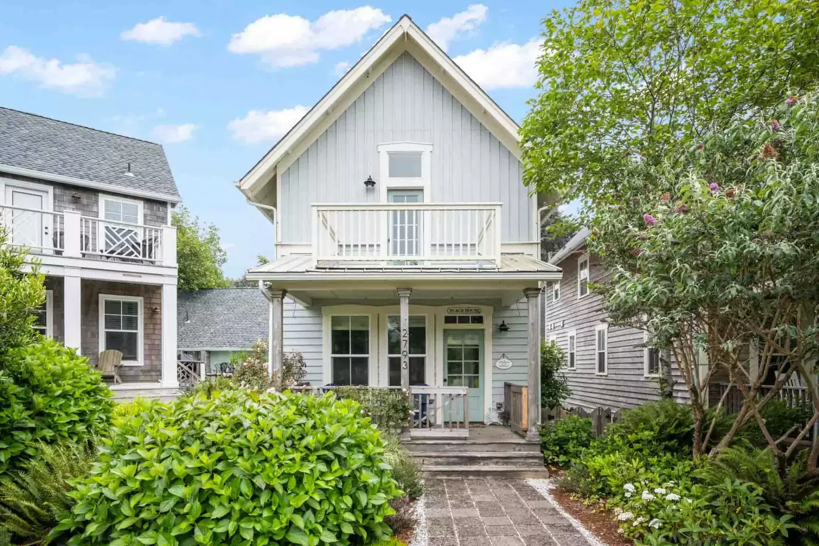 "A beautiful stay! The house was exactly what we needed. A beautiful and short walk to the beach." - Payton