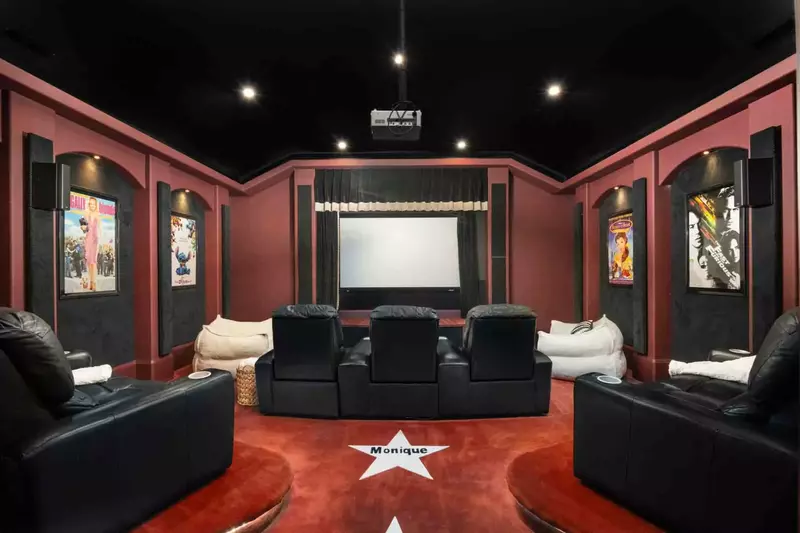 Horseshoe Haven also has a luxurious private theater.