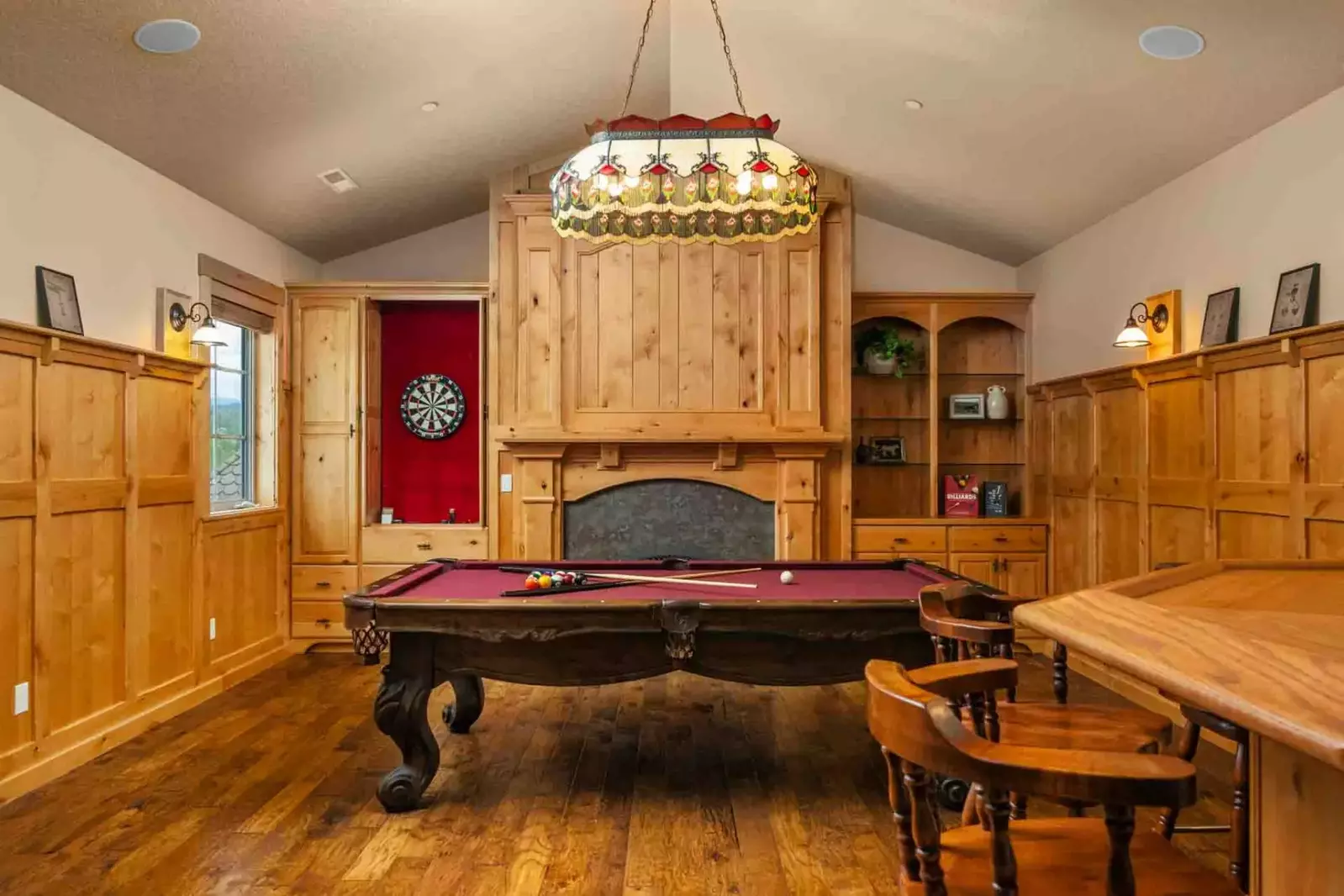 Enjoy a fun game of billiards or darts in the lounge.