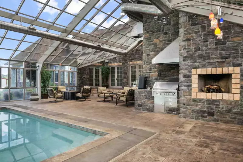 Grill up a wonderful feast on the BBQ while spending time around the pool.