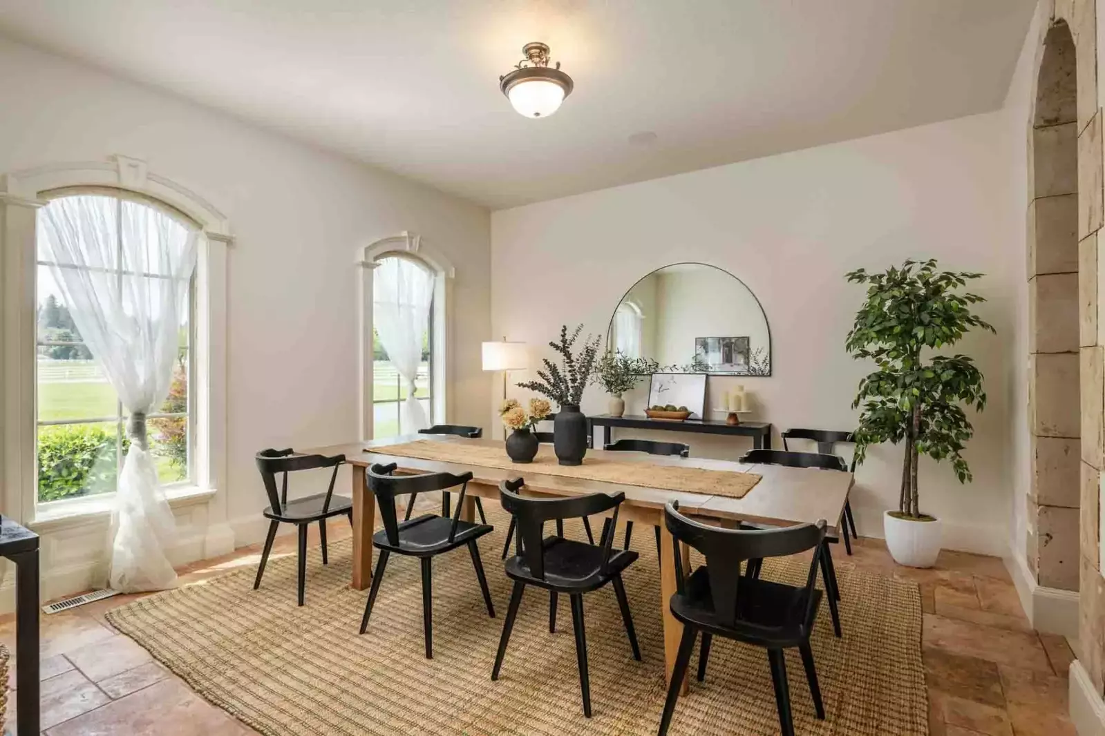 The natural light in this dining area is incredible.
