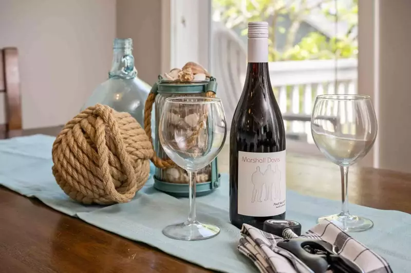 We love to recommend great places to eat and drink. Reach out to us so we can tell you more of our favorite spots!