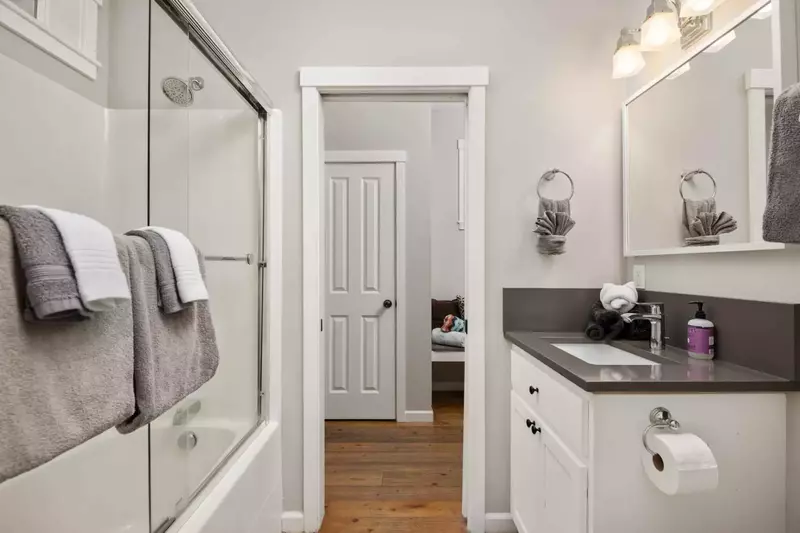 "This house made it an unforgettable holiday. It was clean, private, well stocked, hot tub, great location…have absolutely no complaints! " - Jessica