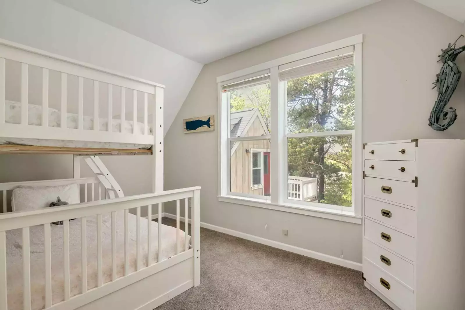 Please reach out with any questions about family activities around Depoe Bay and the Oregon Coast.