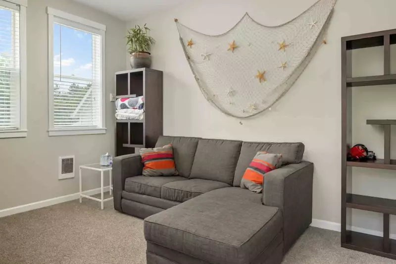 Drive south down one of the most beautiful highways in America to see the natural wonders of the Oregon Coast.