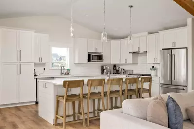 "Out of all the Airbnbs we have stayed at, this kitchen had everything and I mean everything." - Debra