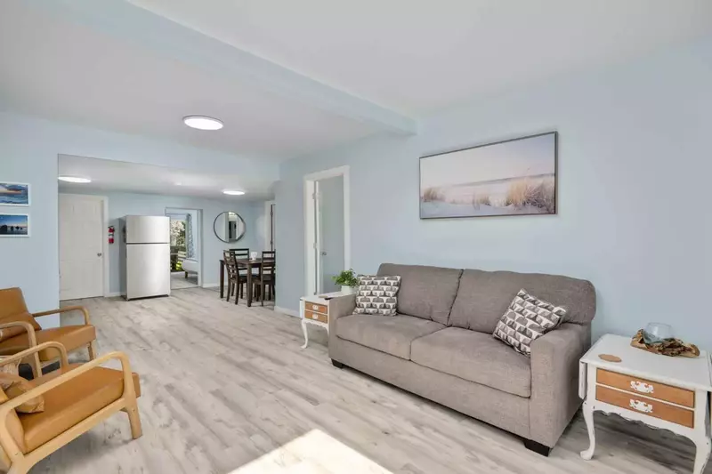 "Had a delightful view of the Oregon Scenic Train right across the road. Everything nearby was super accessible." - Julian