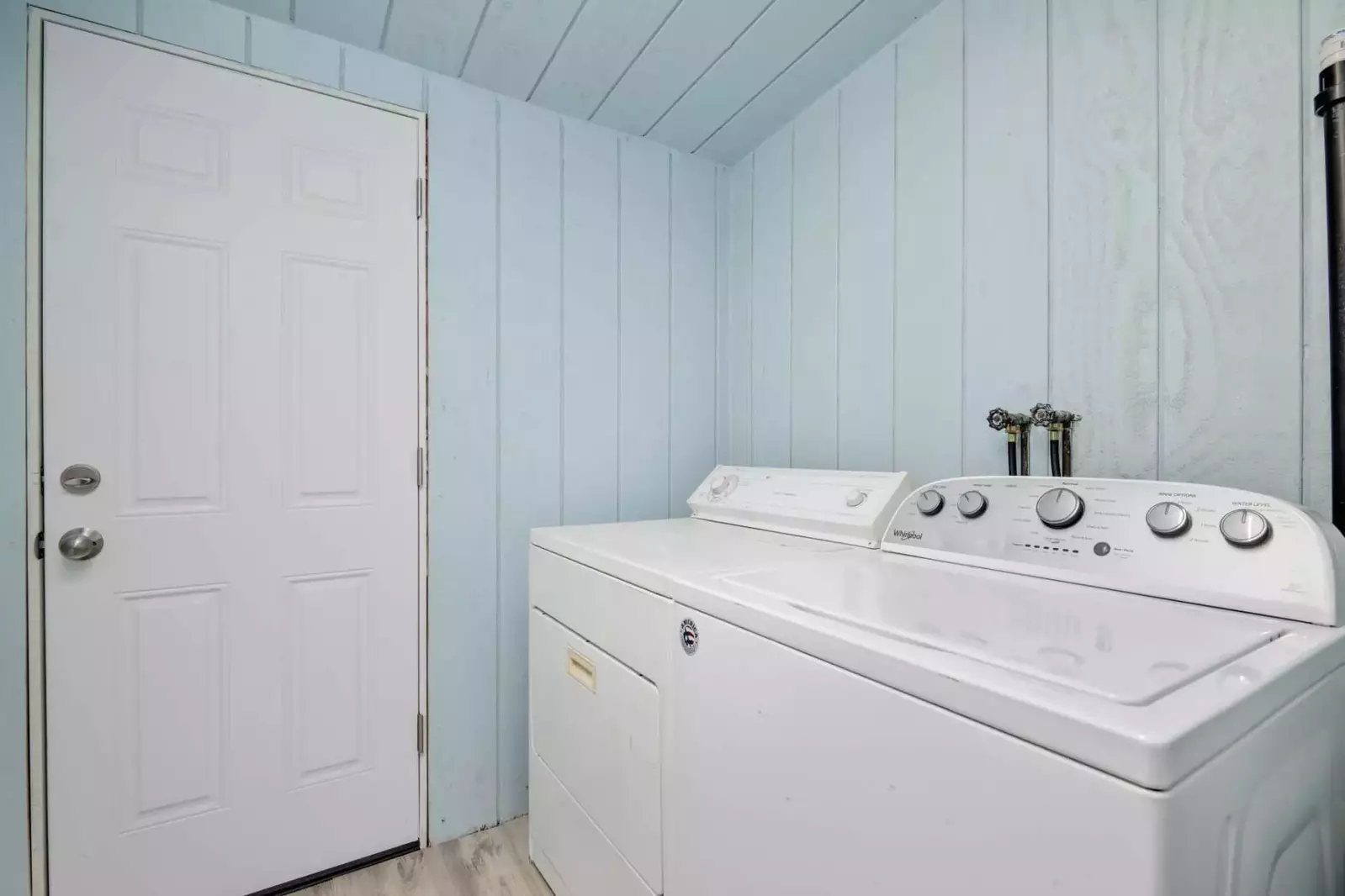 This rental has an up to date washing machine and dryer for guest use.