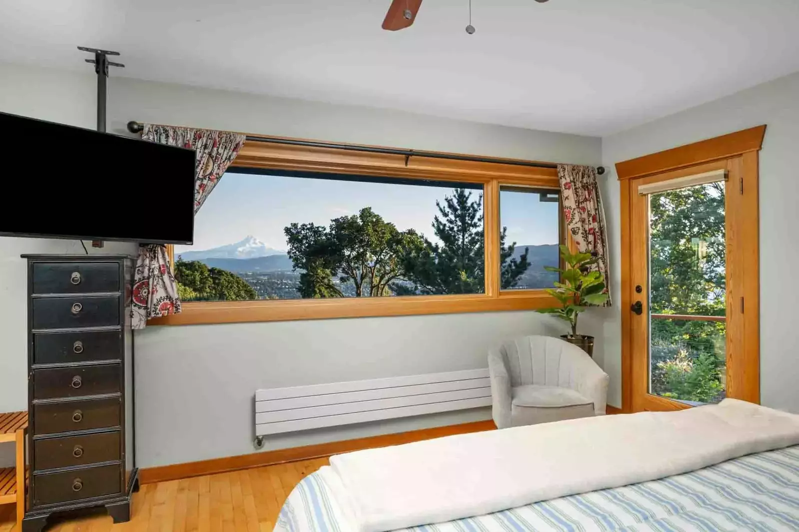 "We stayed here for a work trip but felt like we were on vacation!" - Jennifer