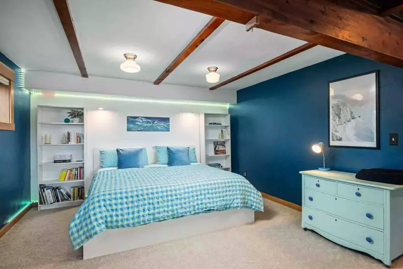 "If we ever come back to White Salmon, we will want to book this place." - Kahi