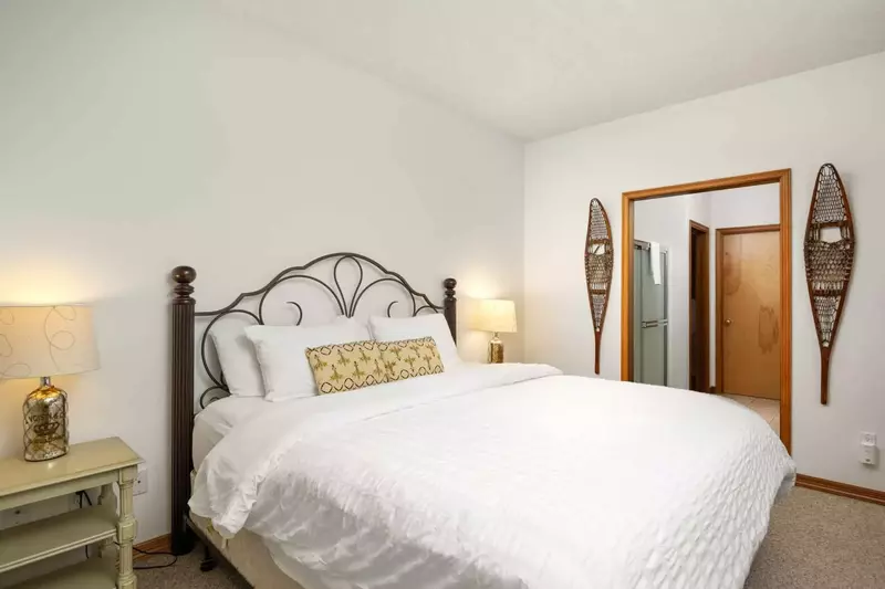 "Had an amazing stay would highly recommend." - Estephany