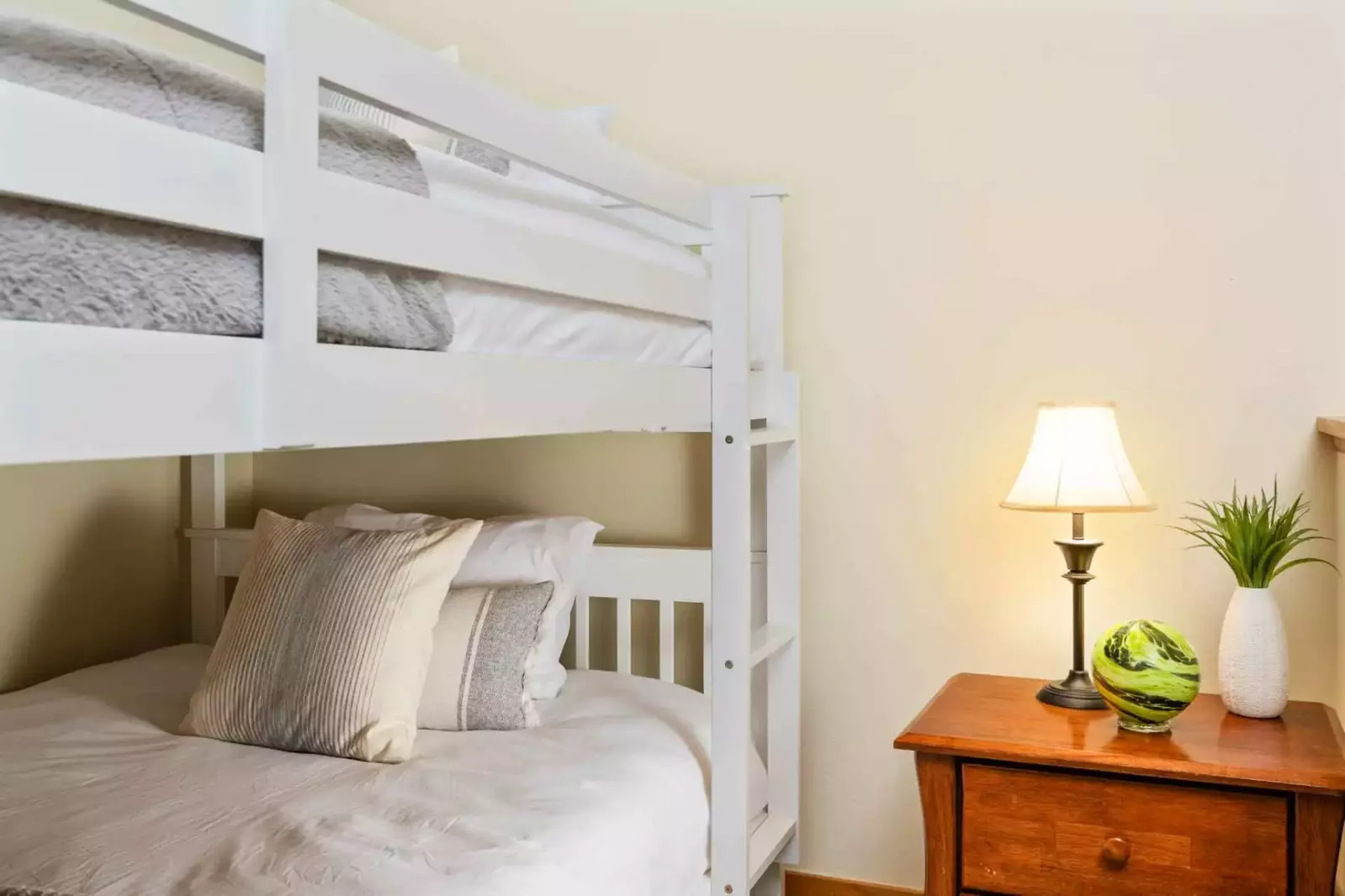 Lakeshore Retreat is a perfect place to bring the whole family.