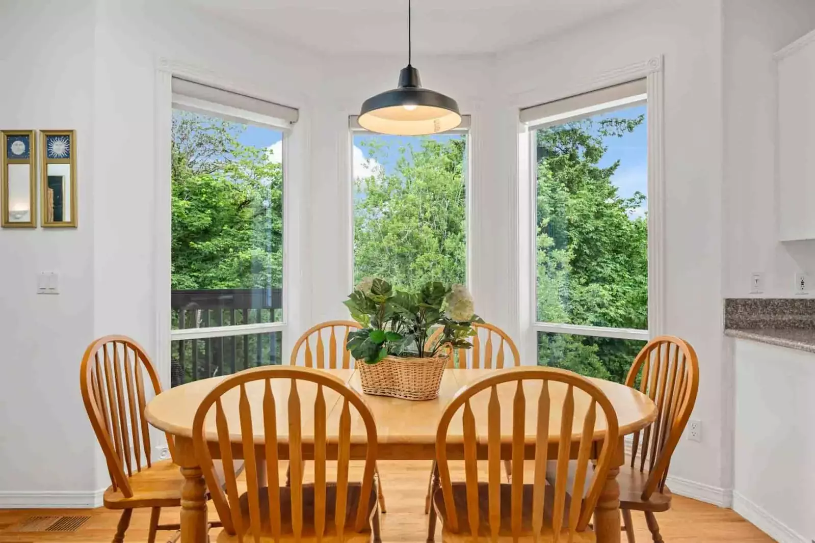 Morningstar Manor is nestled in a quiet residential neighborhood of Tigard.