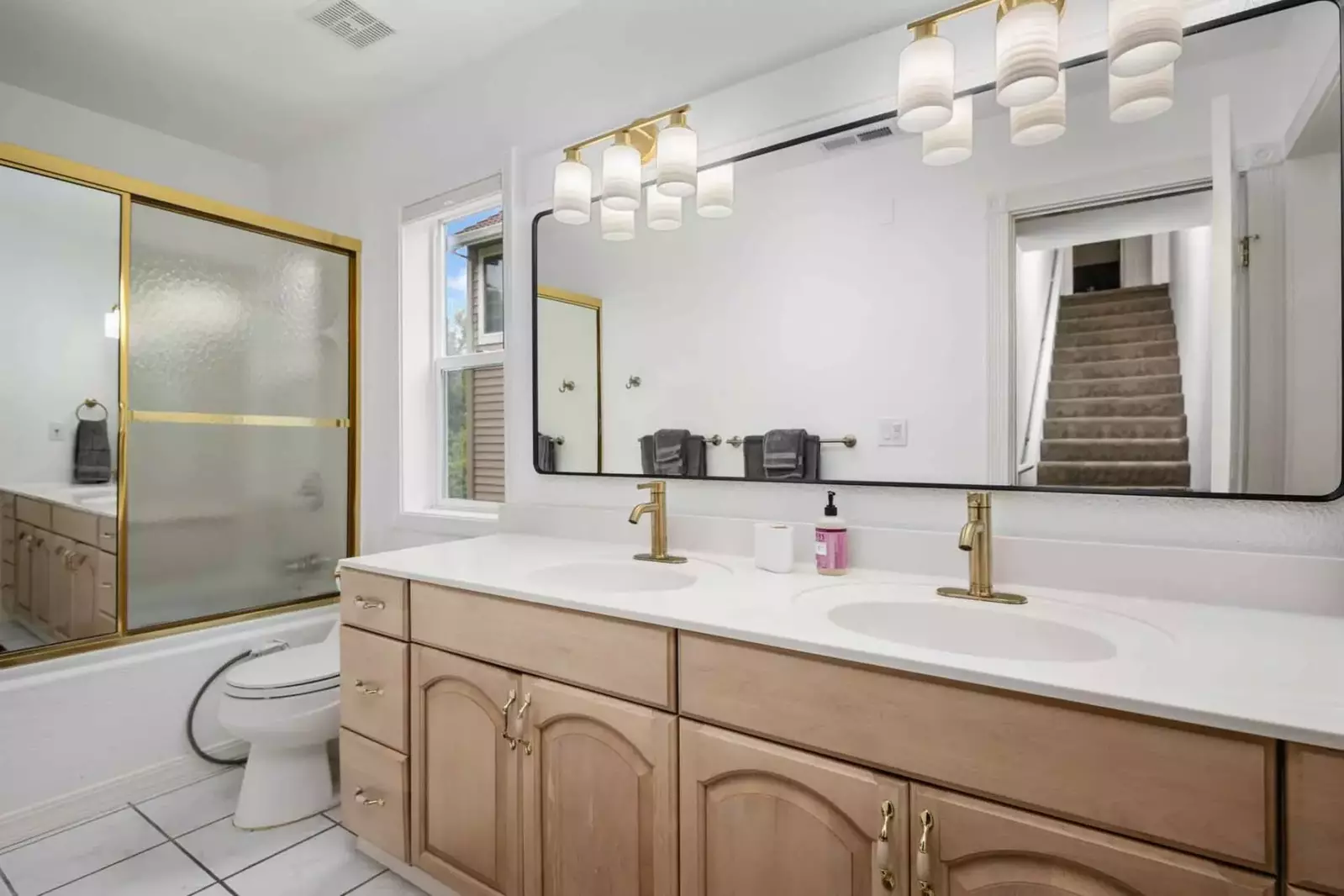 We love to recommend great local activities. Reach out to us so we can tell you more of our favorite spots!