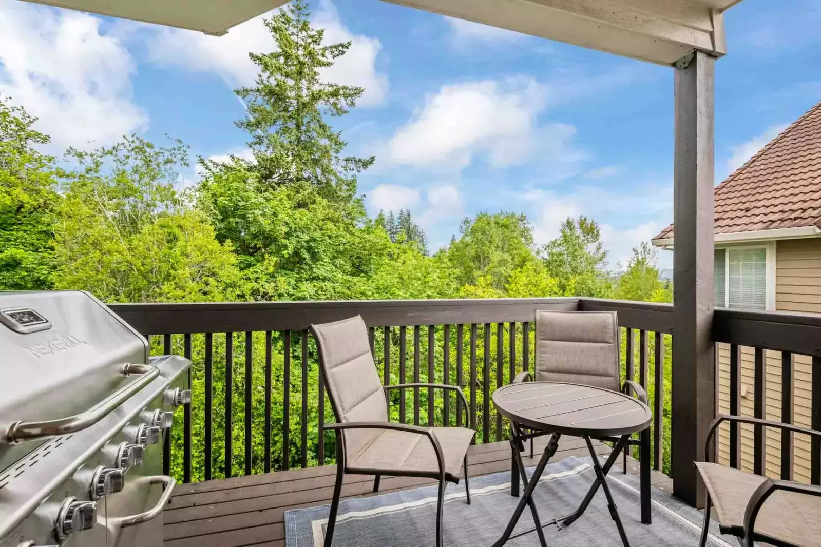 A perfect spot for a barbeque!