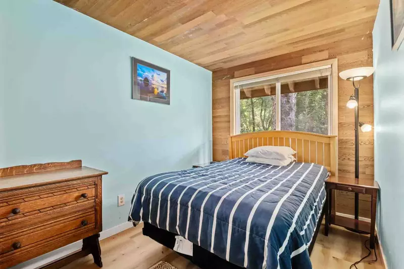 All the beds are updated and incredibly comfortable. Another feature that makes this rental so relaxing!