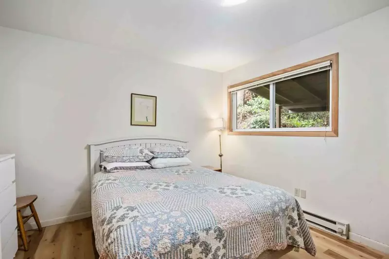 "Great decks, a perfect beach house vibe and a fun stay. We wish we'd stayed longer!" - Amy