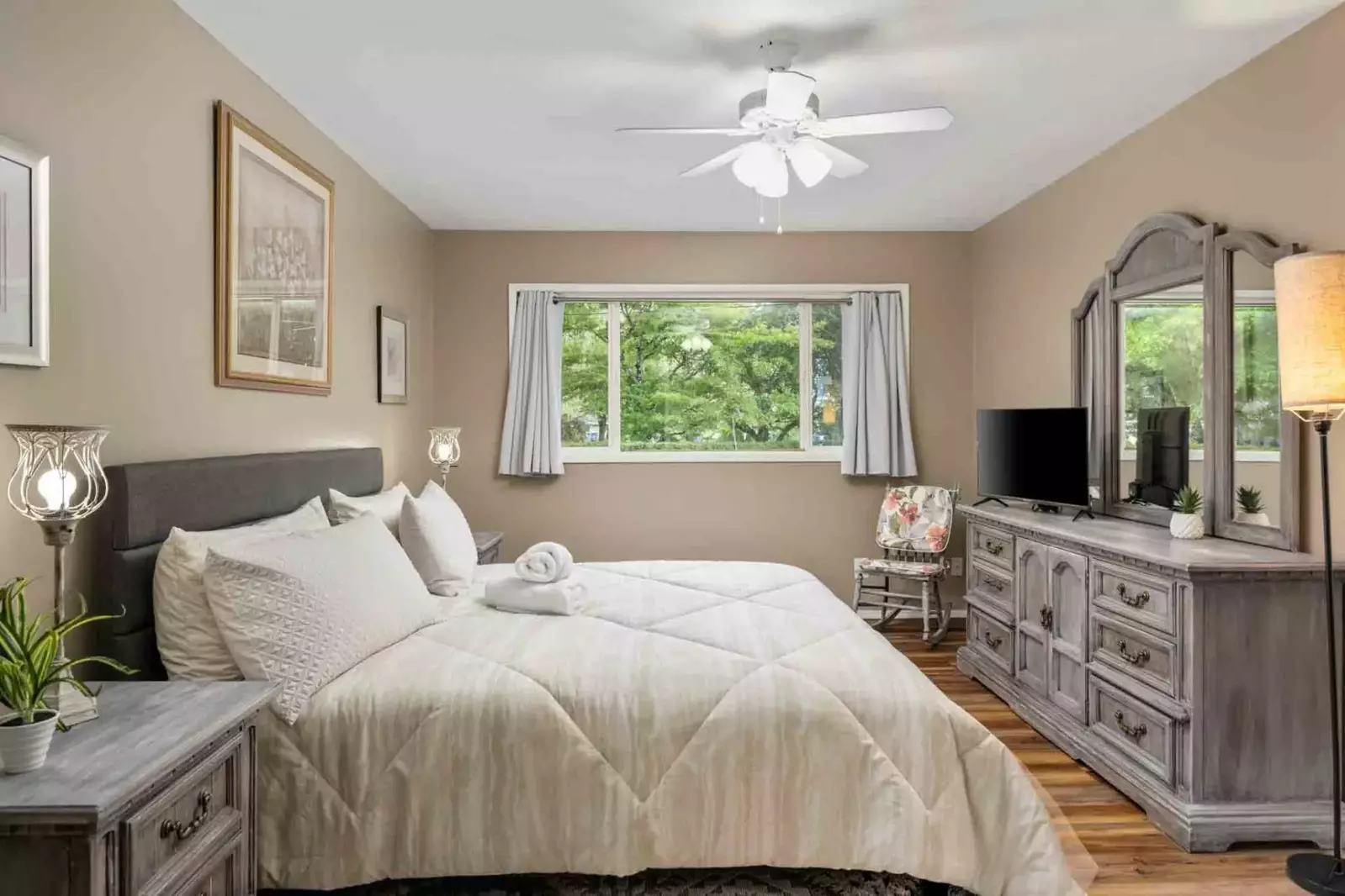 All the beds are updated and incredibly comfortable. Another feature that makes this rental so relaxing!