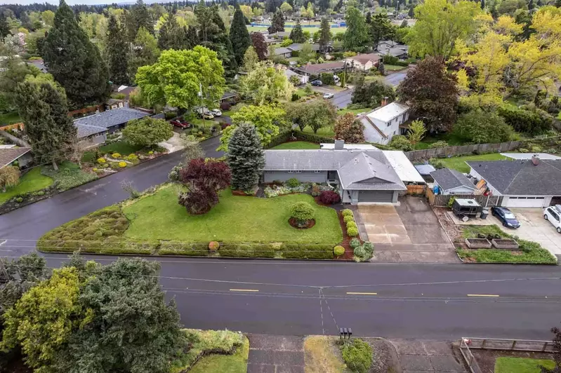 We hope we get to host you at this delightful property. Please reach out to us with any questions. We are happy to answer!