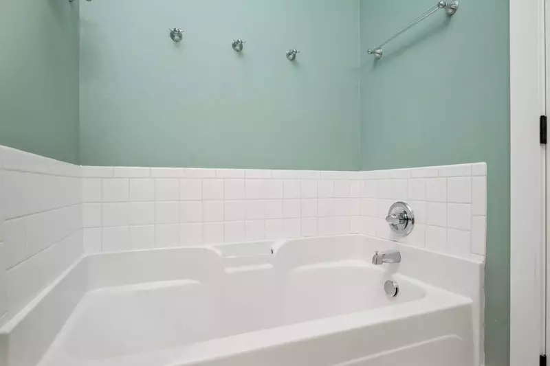 Ann and Kathy's Regal Seagull