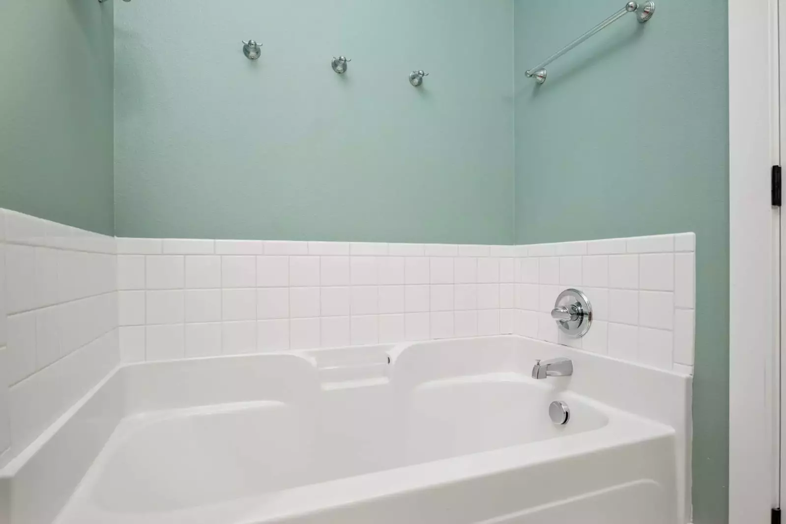 Ann and Kathy's Regal Seagull