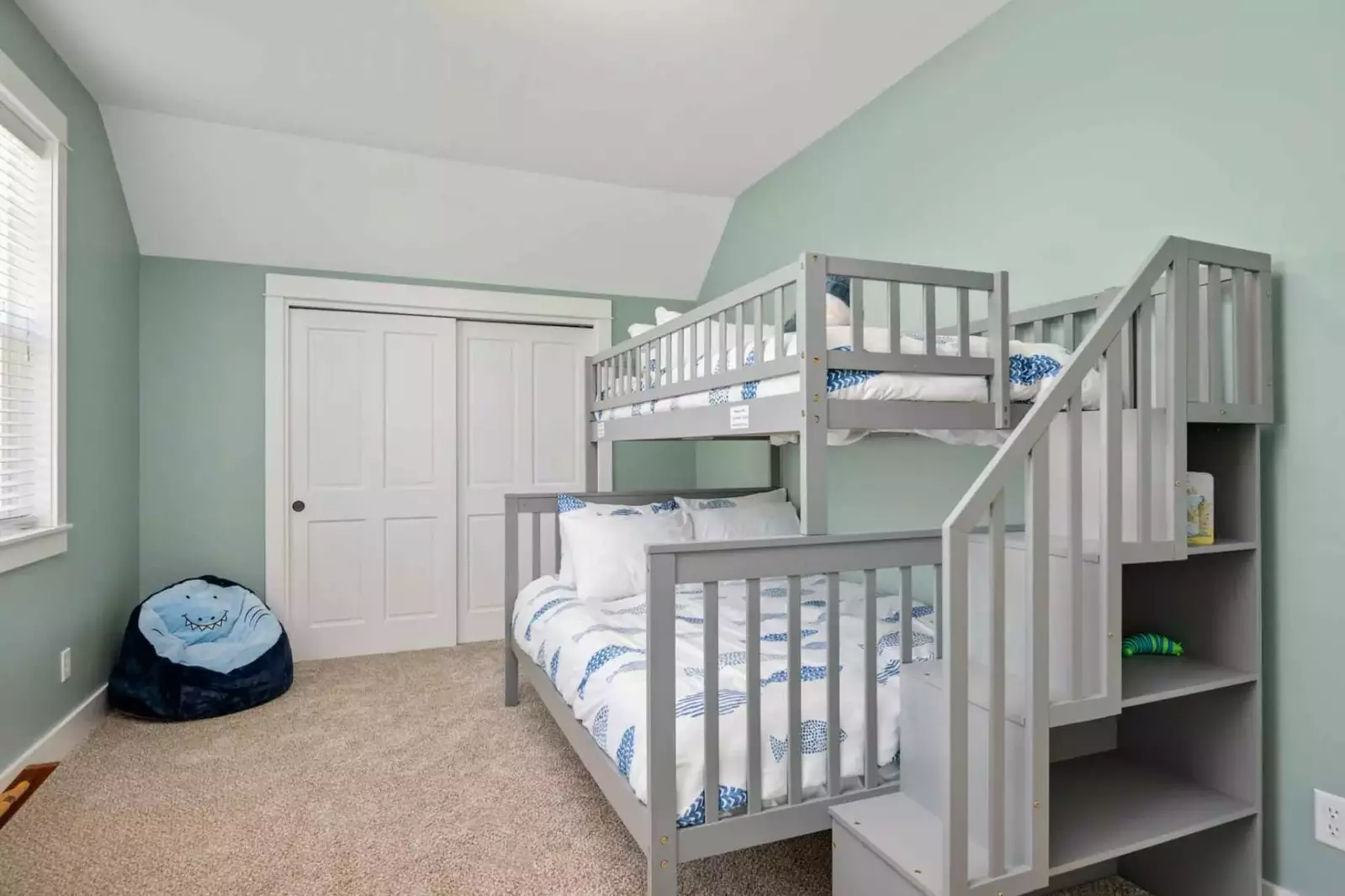 Ann and Kathy's Regal Seagull