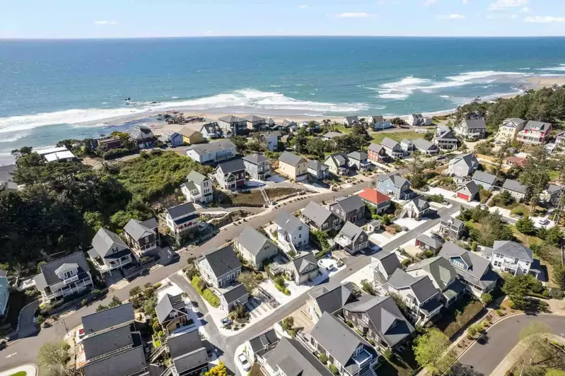 Ann and Kathy's Regal Seagull