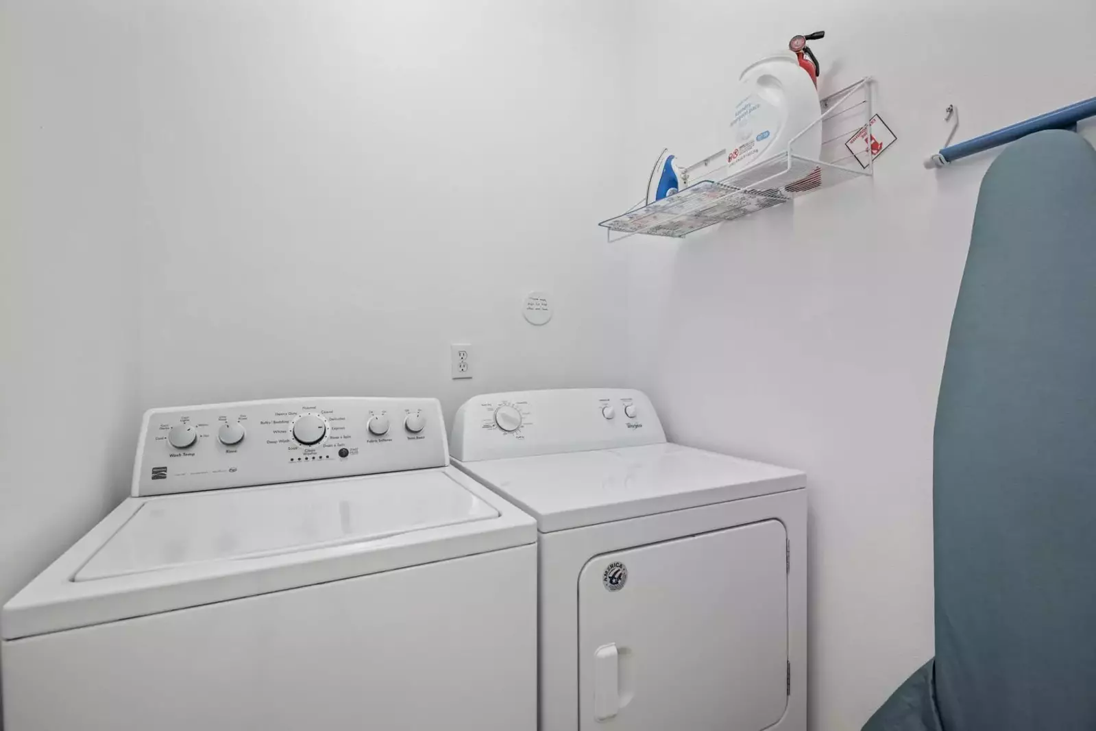 This rental has an up to date washing machine and dryer for guest use.