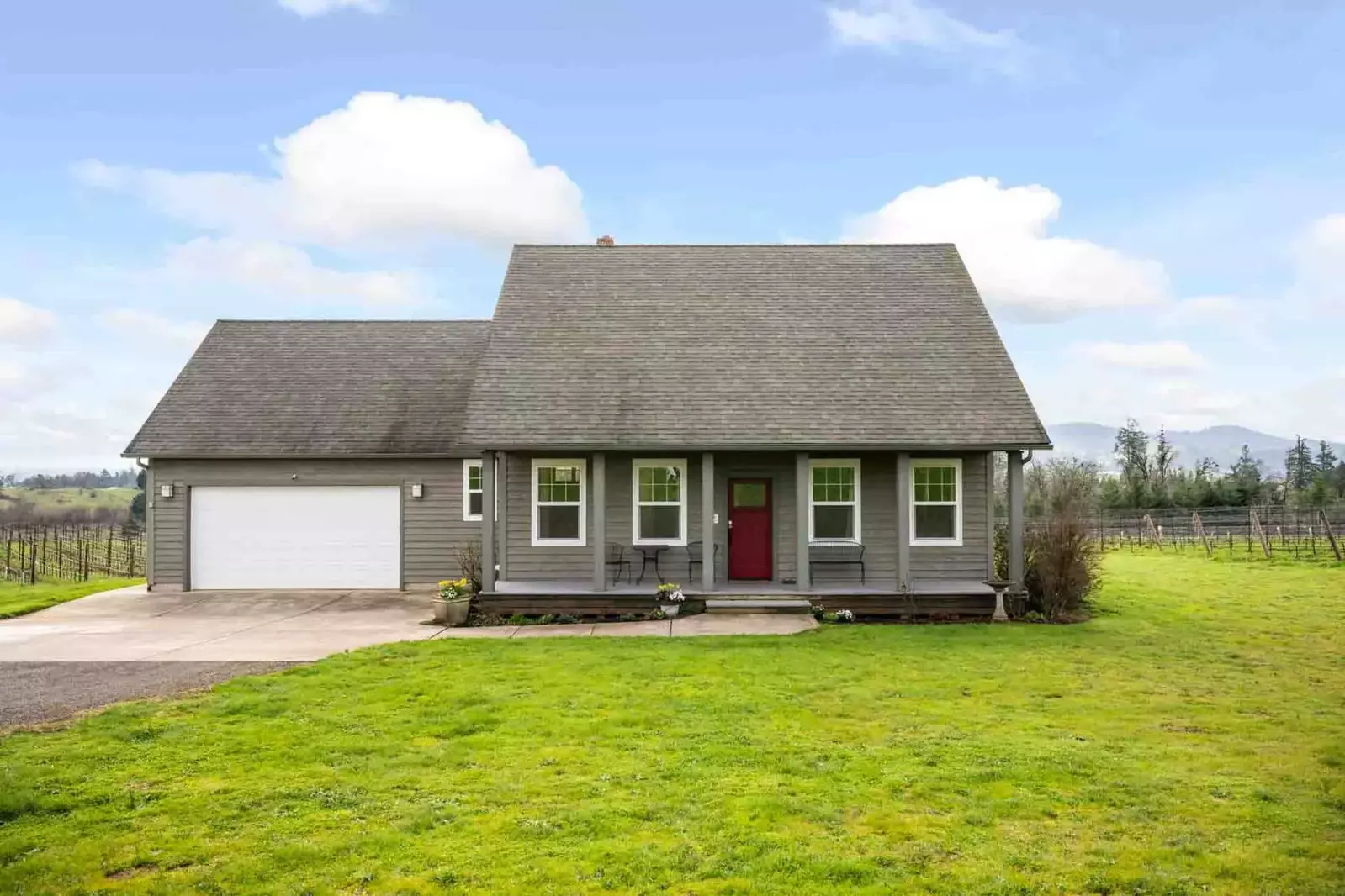 "It is perfectly located near wineries and great restaurants. Will definitely be back!" - Will