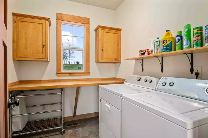 This rental has an up to date washing machine and dryer for guest use.