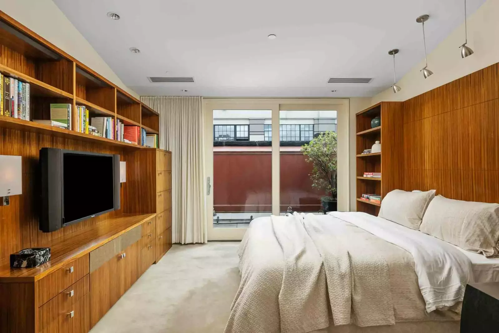 Watch you favorite movies, shows, and sports on this smart tv.