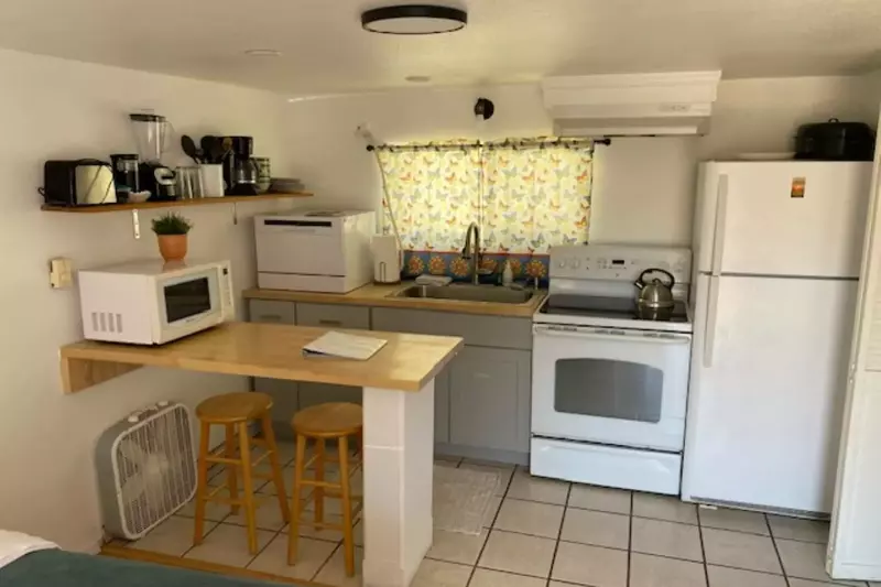 This motel unit features a standard full kitchen. Enjoy a home cooked meal while exploring the coast.