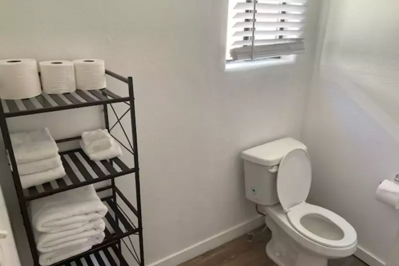 We hope we get to host you at this Sea Haven Motel Unit 4. Please reach out to us with any questions. We are happy to answer!