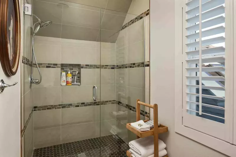 "Awesome property and amenities. There were 10 of us and everyone had plenty of privacy and comfort." - Wayne