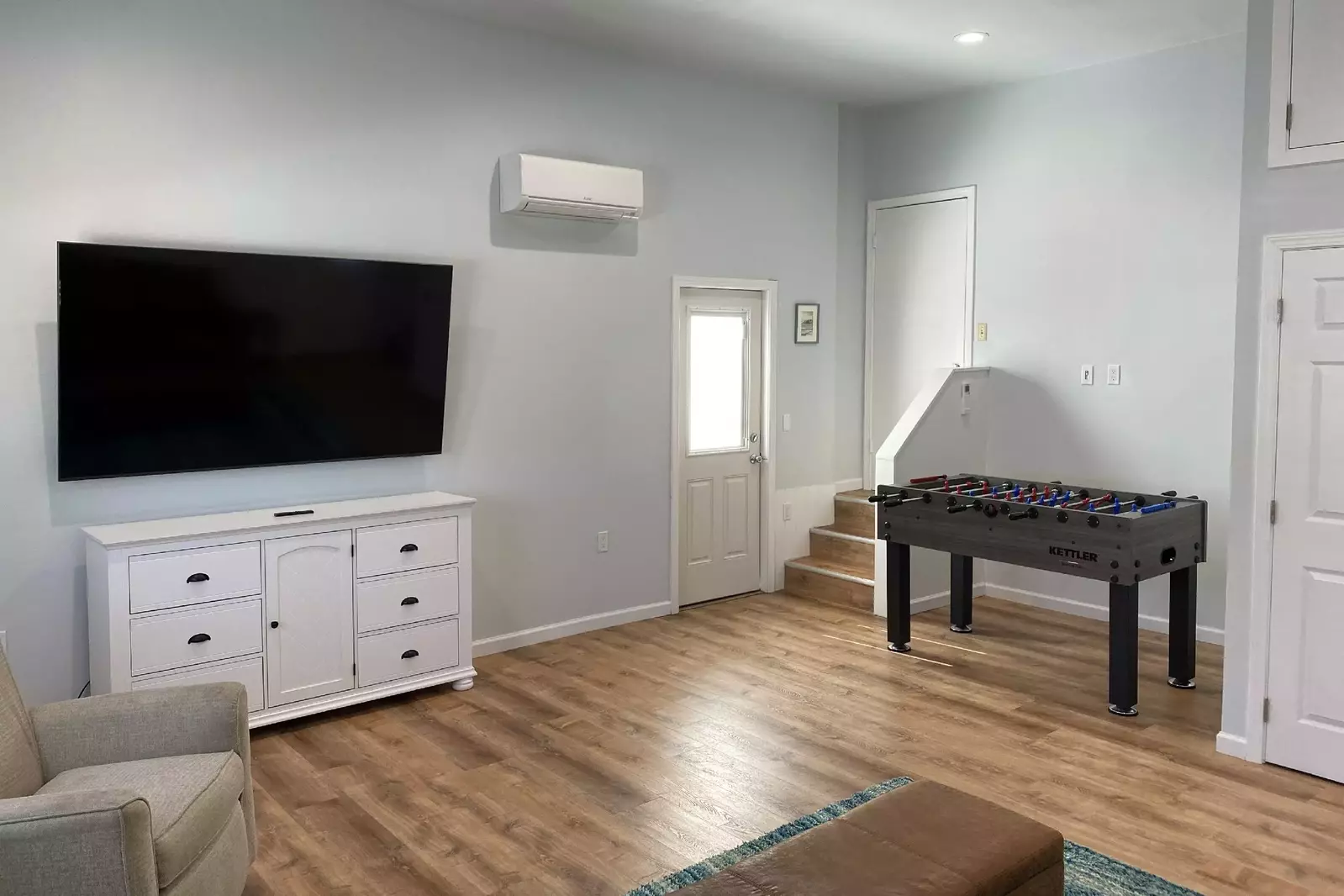 "Great location, comfortable accommodations and beautiful view!" - Mary