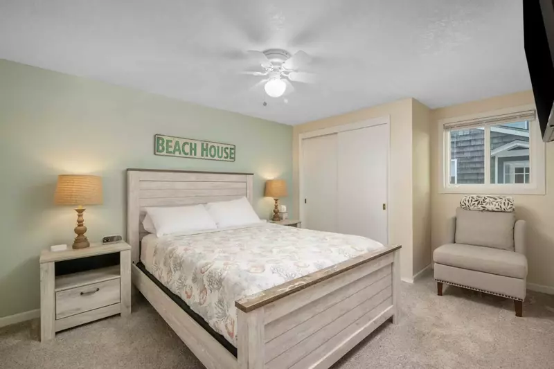 "This rental was absolutely stunning. It comfortably fit our whole group" - Jessica