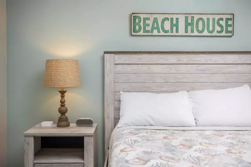 "The home was cozy, peaceful and easy to navigate. We truly enjoyed our girls’ weekend at this beautiful property!" - Elizabeth