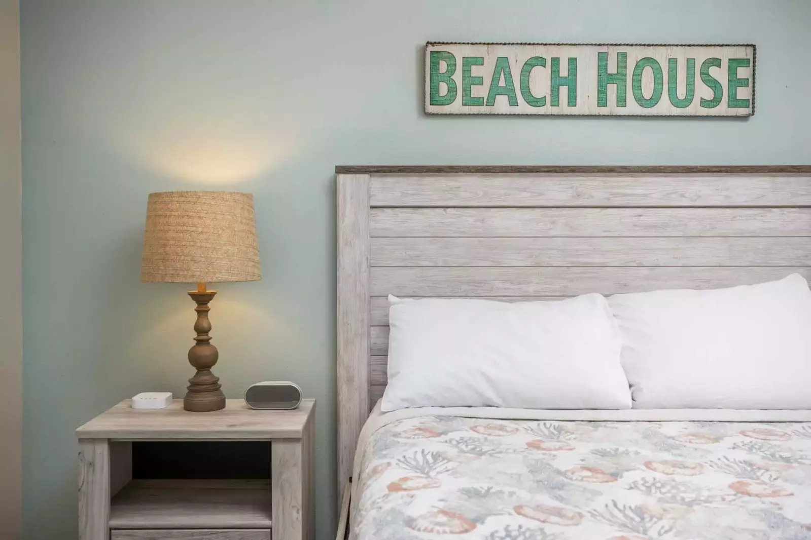 "The home was cozy, peaceful and easy to navigate. We truly enjoyed our girls’ weekend at this beautiful property!" - Elizabeth