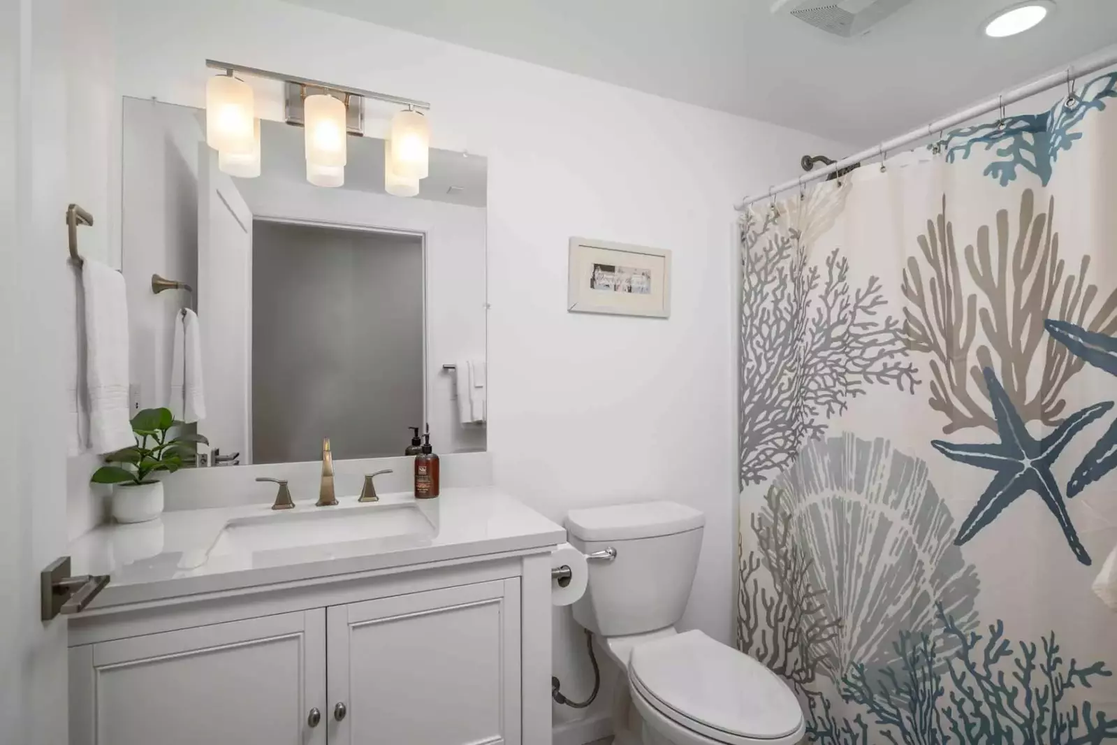 Beachfront Family Sanctuary