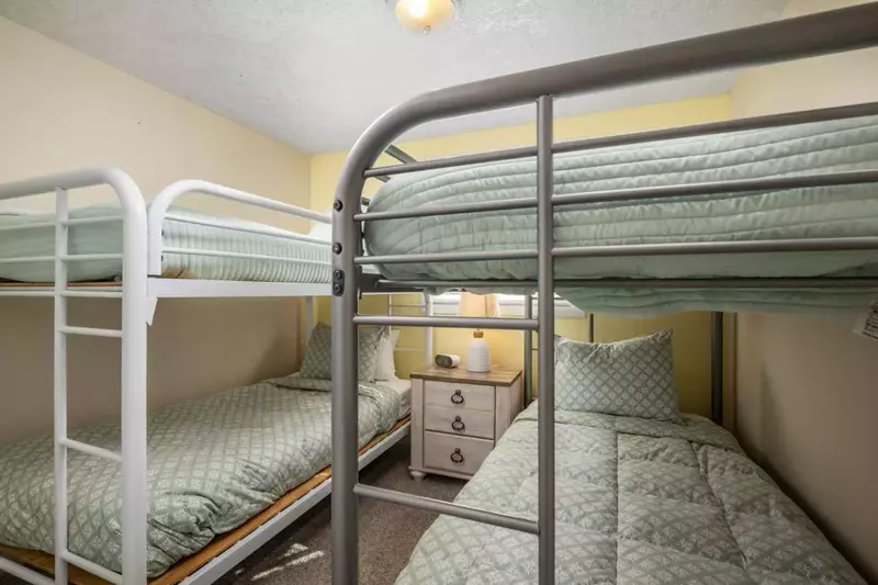 "Every room was extremely clean and comfortable. And I can't say enough about the customer service we received from the folks at iTrip." - Kimberly