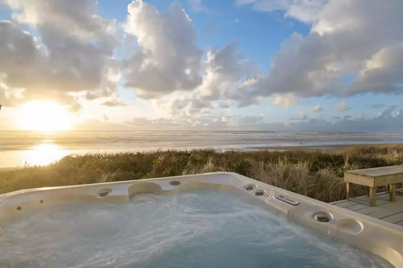 "We had a great stay! The house fit our family of five perfectly. We LOVED watching the sunset from the hot tub." - Allie