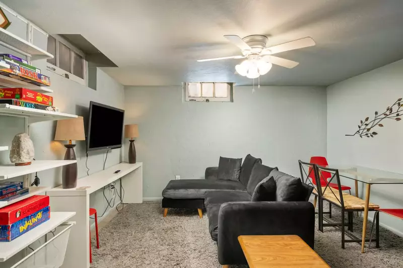 Kasari has a nice collection of games.