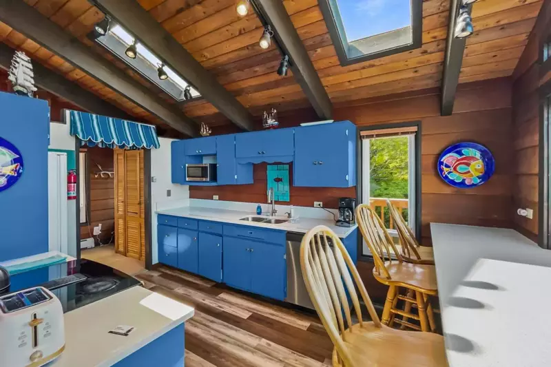 "I did not want to leave once I got there. It was so quiet and we loved that there were no nearby homes." - Mike