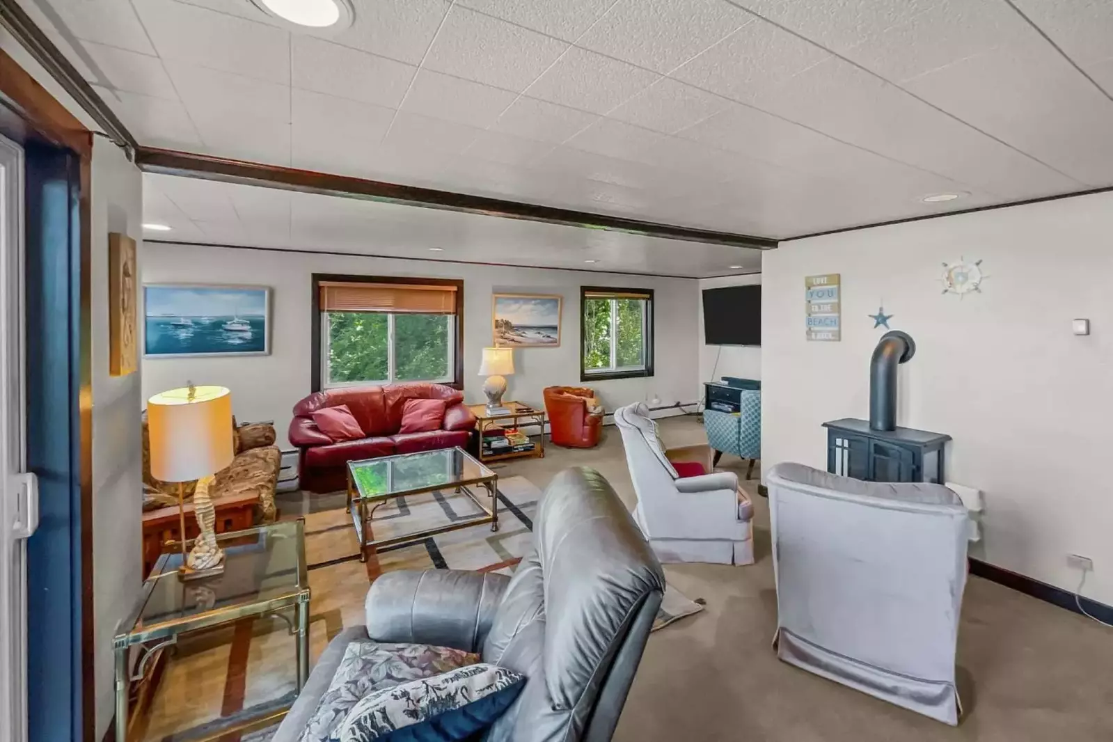 "Incredible house, my family made beautiful memories together, no issues at all" - Bridget