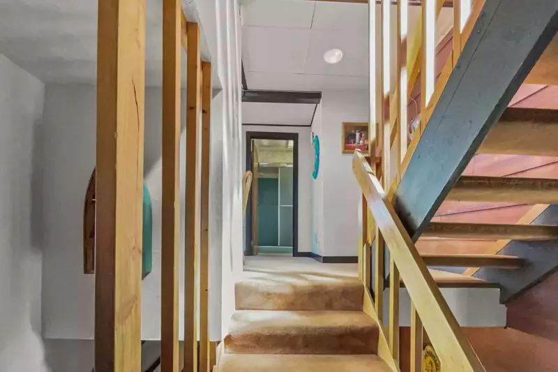 "Place was amazing. View of ocean and beach from back decks was spectacular." - Jordan